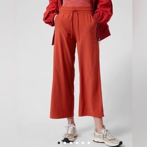 Athleta Avenue Wide Leg Crop Pant - 14